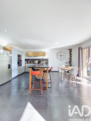 Appartement - 148 m² - 5 pièces