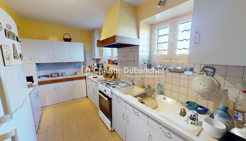 Maison - 160 m² - 5 pièces