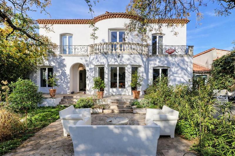 Maison ancienne - 220 m² - 7 pièces