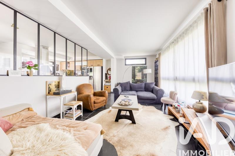 Maison - 166 m² - 6 pièces