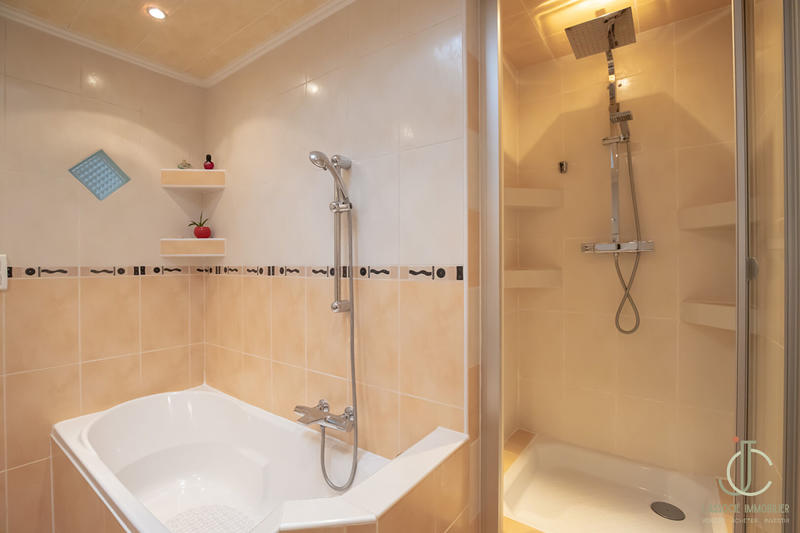 Appartement - 76 m² - 3 pièces