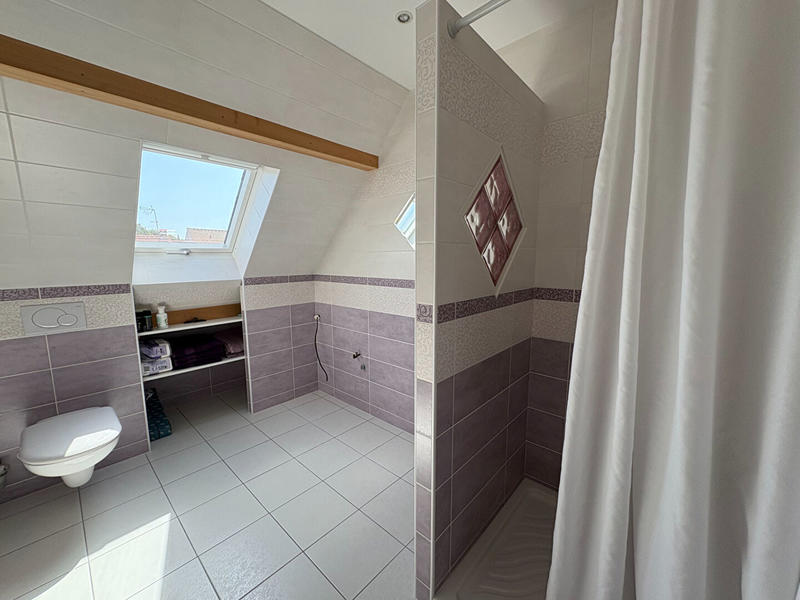 Maison - 197 m² - 8 pièces