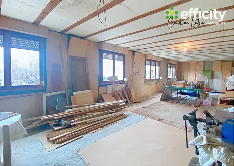 Maison - 310 m² - 6 pièces