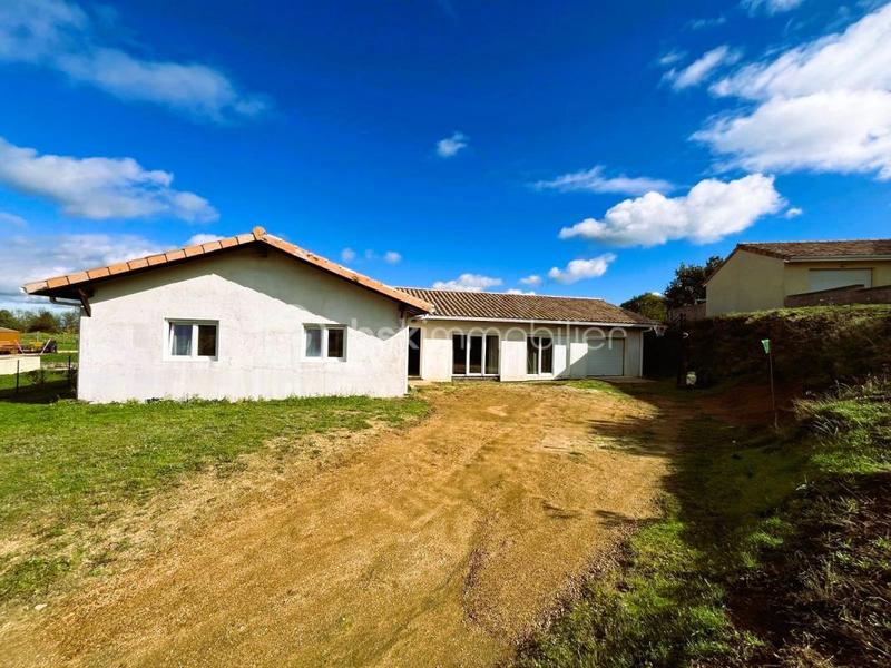 Maison - 137 m² - 6 pièces