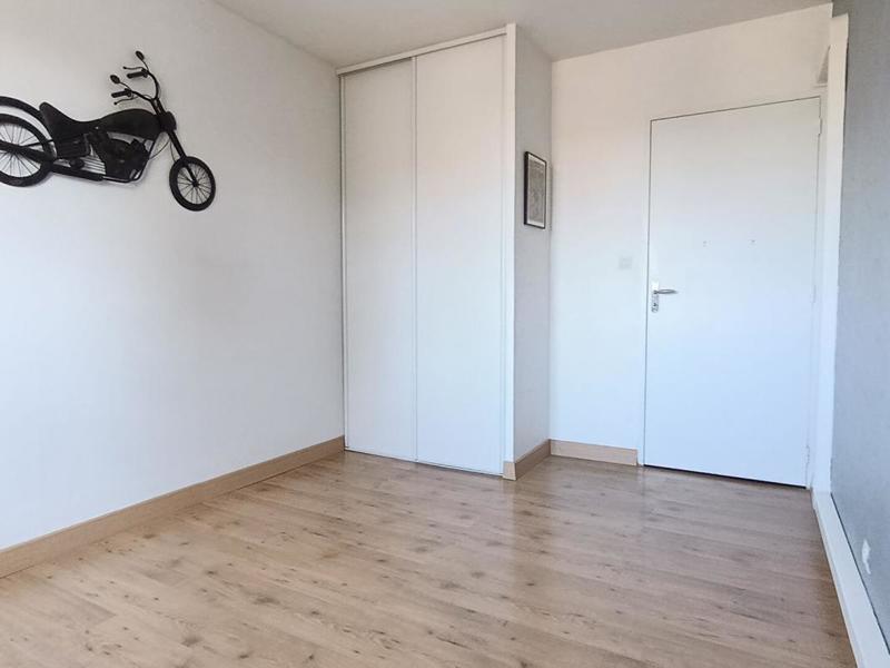 Maison - 96 m² - 6 pièces