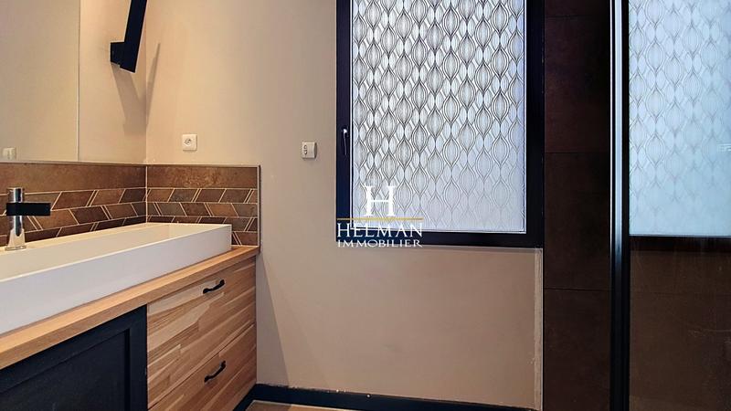 Villa - 179 m² - 6 pièces