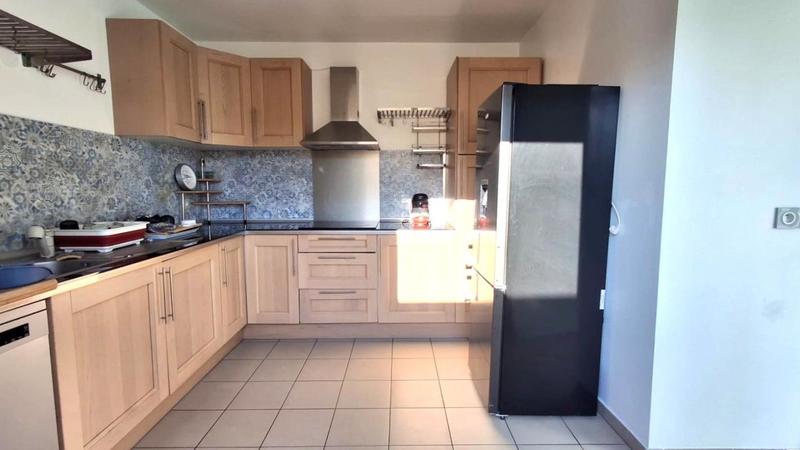 Maison - 83 m² - 4 pièces