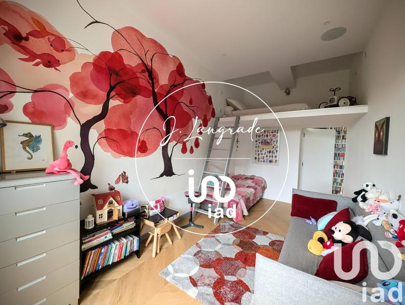 Appartement - 115 m² - 4 pièces