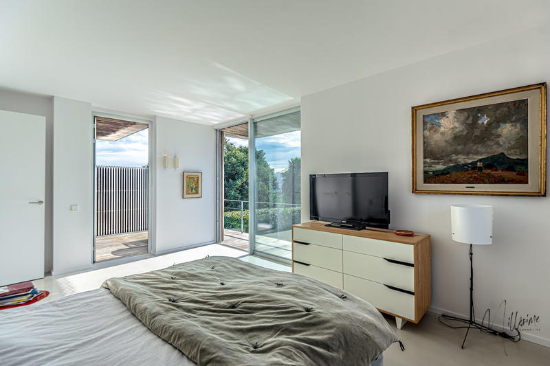 Maison - 290 m² - 6 pièces