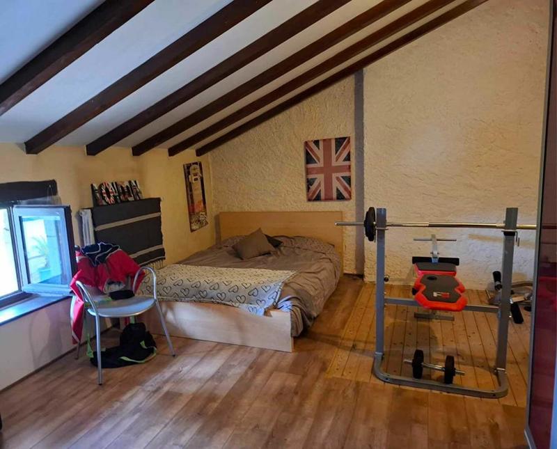 Moulin - 350 m² - 10 pièces