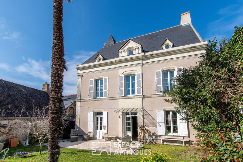 Maison - 160 m² - 5 pièces