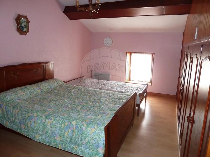 Maison en pierre - 102 m² - 6 pièces