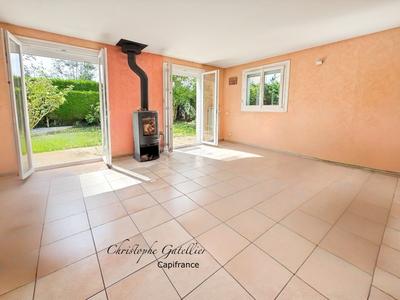 Maison - 88 m² - 4 pièces