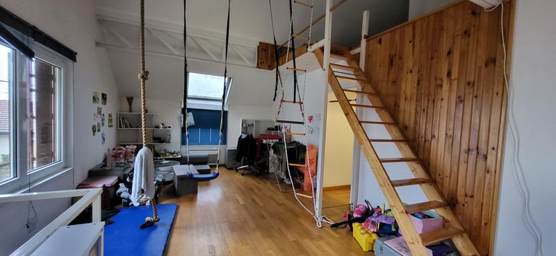 Maison traditionnelle - 150 m² - 6 pièces