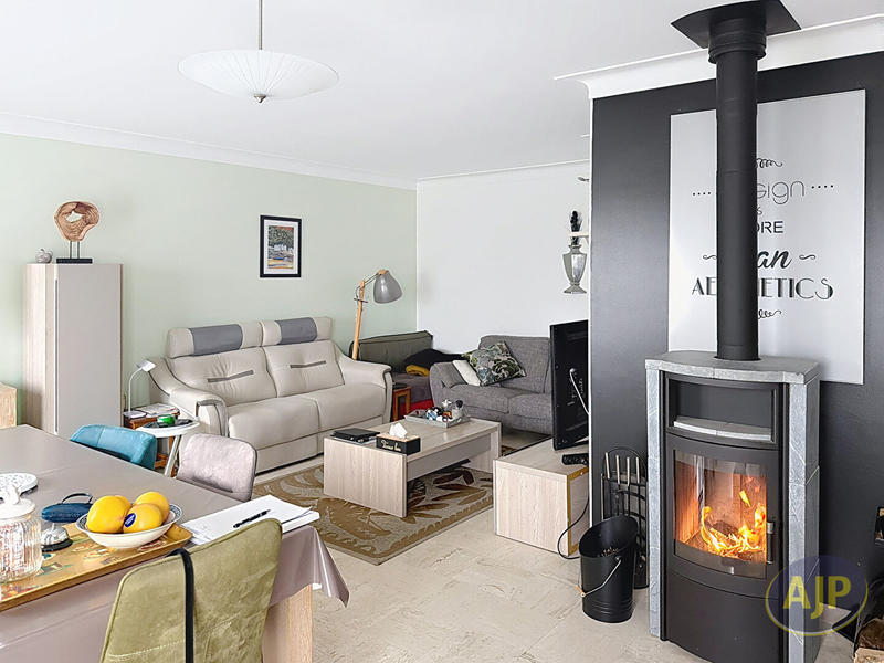 Maison - 150 m² - 8 pièces