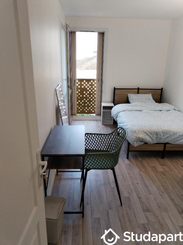 Chambre - 9 m² - 1 pièce