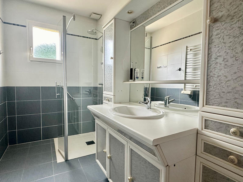 Maison - 134 m² - 7 pièces