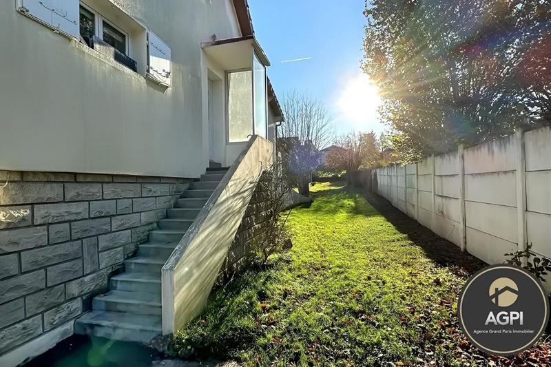 Maison traditionnelle - 122 m² - 5 pièces