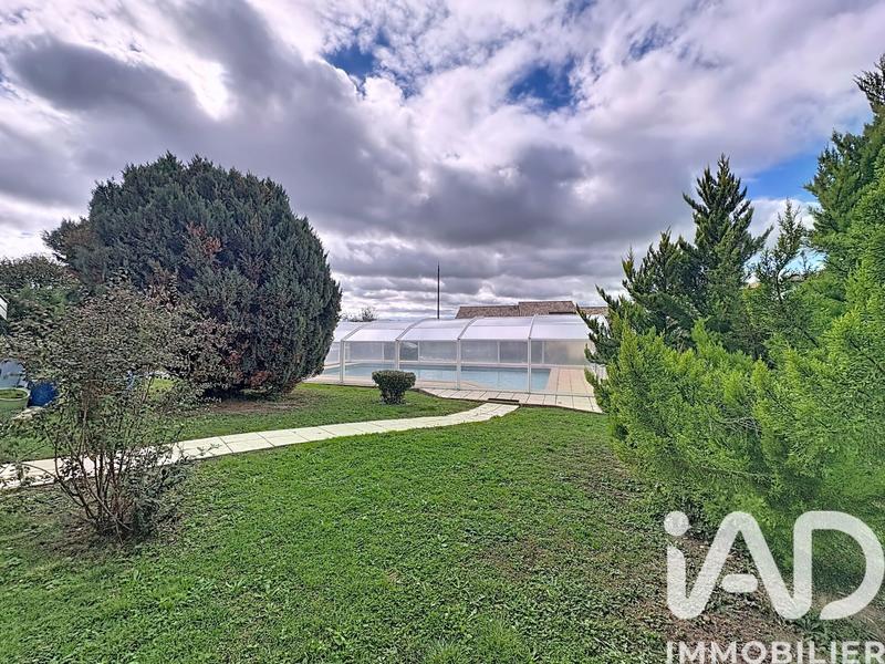 Maison - 177 m² - 7 pièces