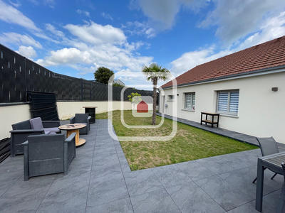 Maison - 104 m² - 5 pièces