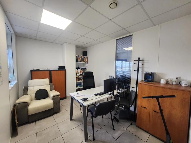 Bureau - 60 m² - 3 pièces