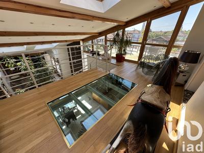 Maison - 250 m² - 8 pièces