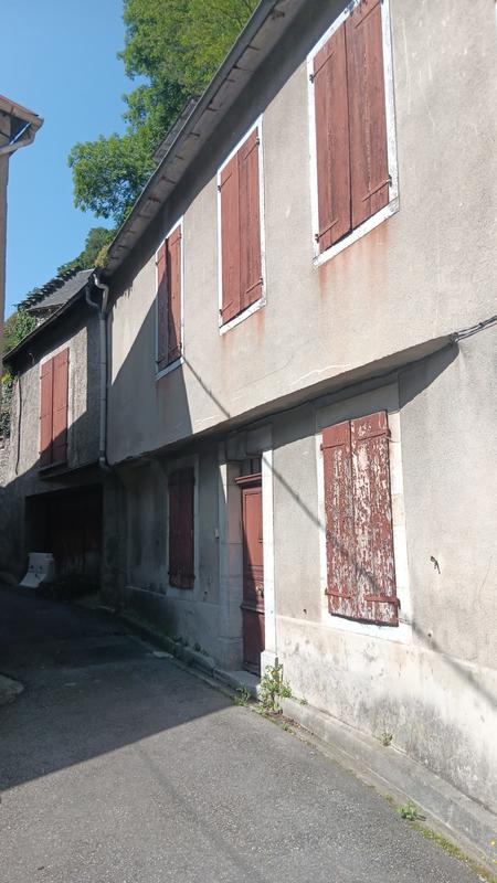 Maison ancienne - 180 m² - 8 pièces