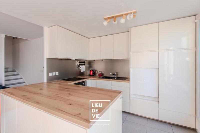 Appartement ancien - 109 m² - 5 pièces