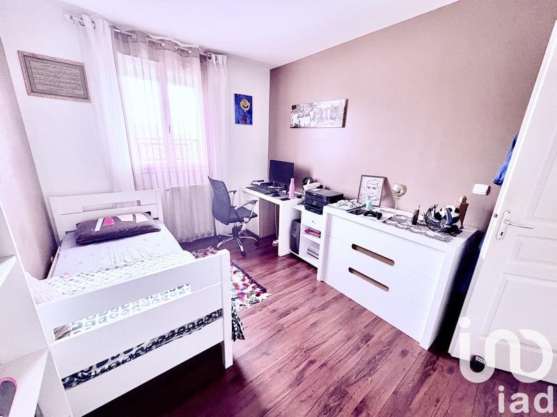 Maison - 98 m² - 5 pièces