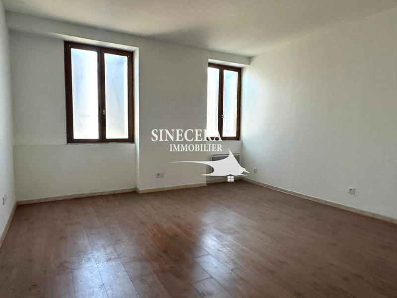 Maison - 181 m² - 6 pièces