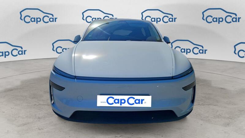 Tesla Model y Dual motor Awd Long Range