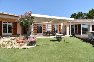 Villa - 183 m² - 6 pièces