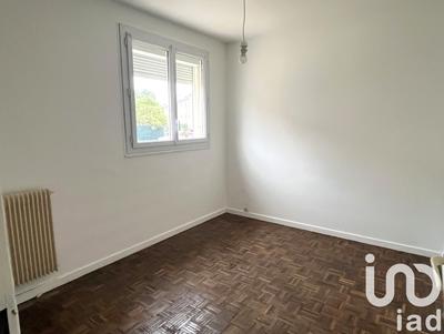 Maison - 92 m² - 5 pièces