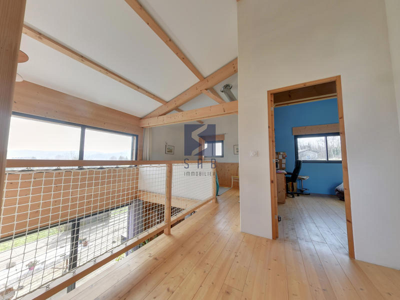 Maison - 160 m² - 5 pièces