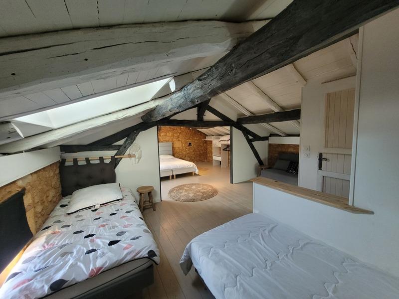 Propriété - 285 m² - 10 pièces