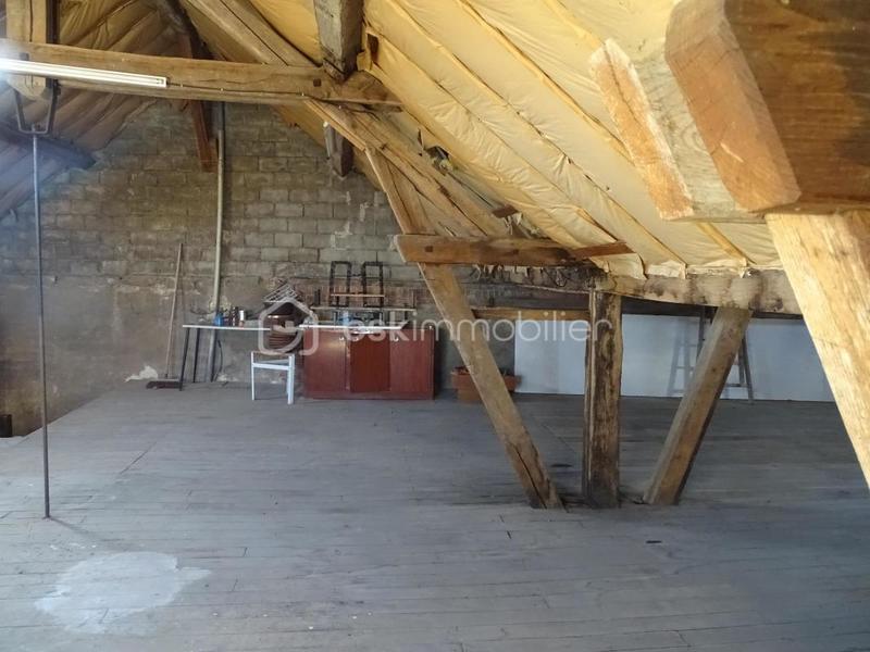 Appartement - 97 m² - 6 pièces