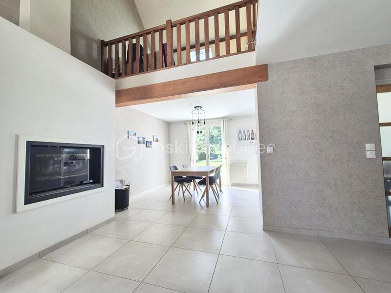 Maison traditionnelle - 136 m² - 6 pièces