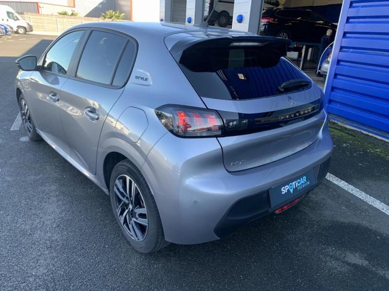 Peugeot 208 II PureTech 100 s&amp;S Eat8 Style