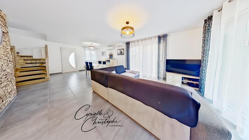 Maison - 104 m² - 5 pièces