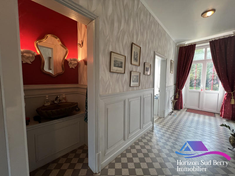 Maison - 212 m² - 7 pièces