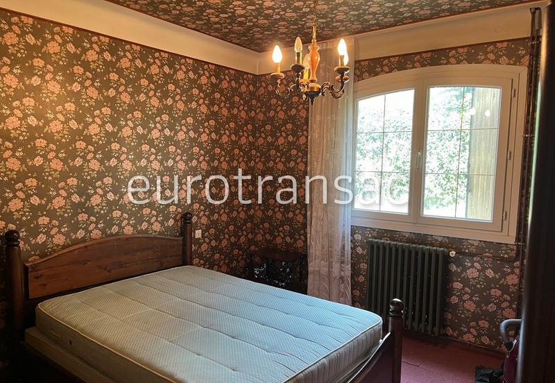 Maison - 259 m² - 9 pièces