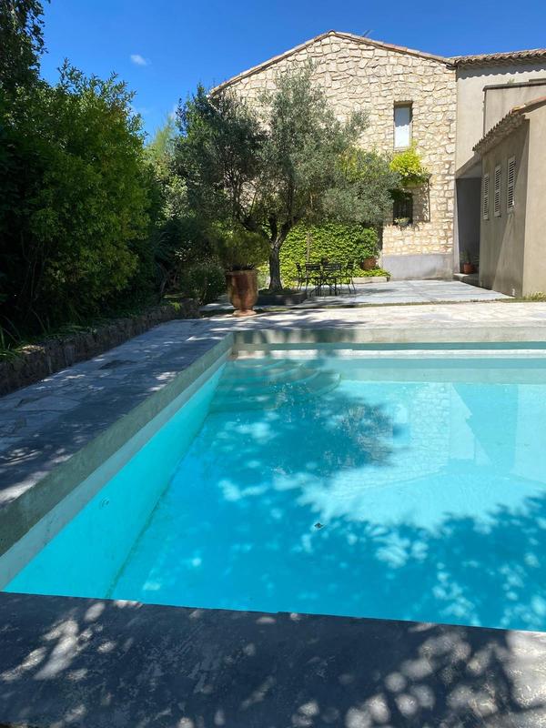 Maison contemporaine - 131 m² - 4 pièces