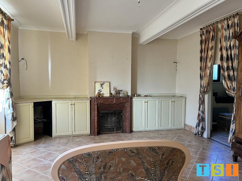 Maison - 184 m² - 6 pièces