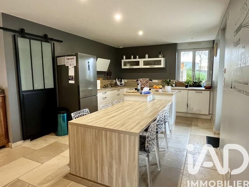 Maison - 141 m² - 6 pièces