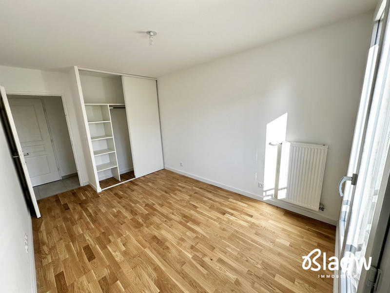 Appartement - 100 m² - 4 pièces