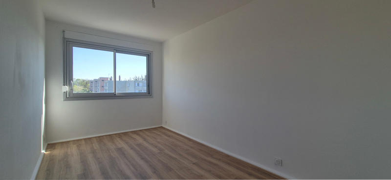 Appartement - 95 m² - 5 pièces