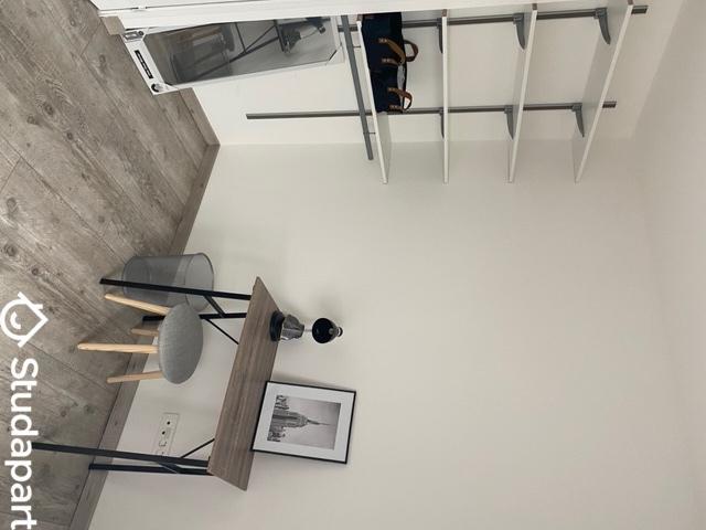 Chambre - 12 m² - 1 pièce