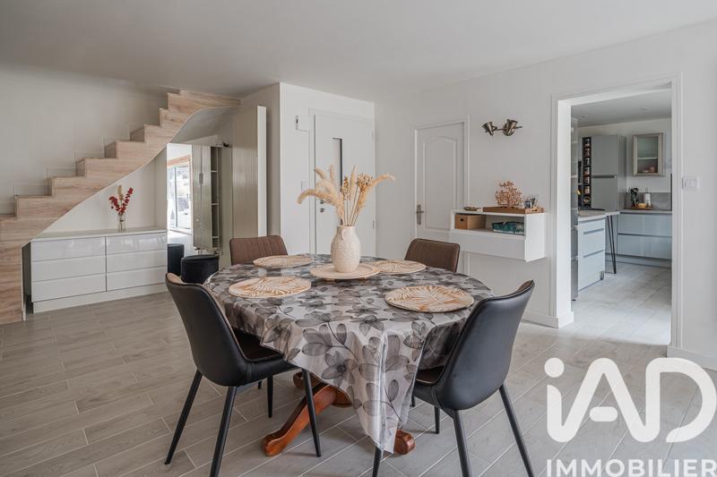 Maison - 137 m² - 6 pièces
