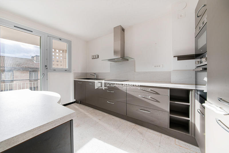 Appartement - 76 m² - 4 pièces