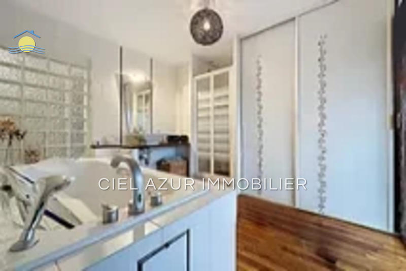 Appartement - 74 m² - 4 pièces